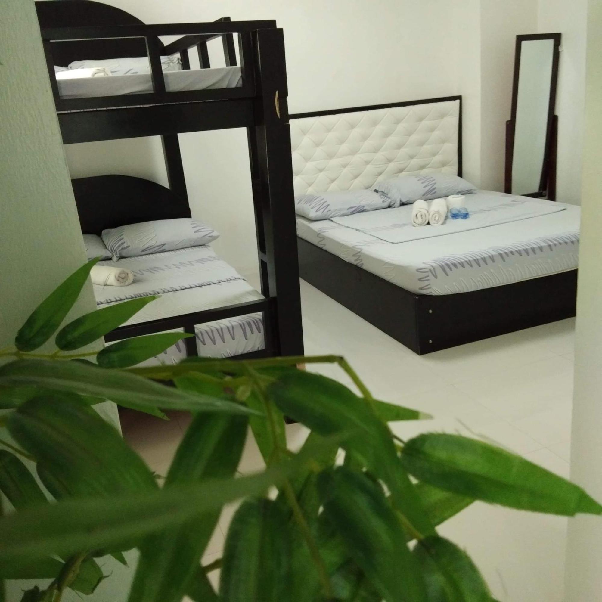 N&J Lopez Lodging House Pasay Rum bild